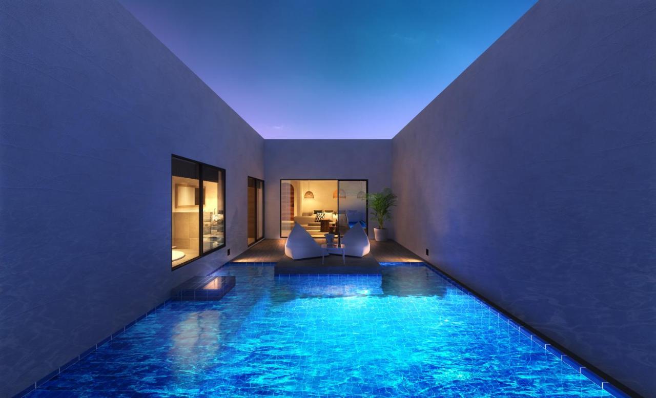 Grand Bleu Gamin Hotel Miyakojima  Exterior photo